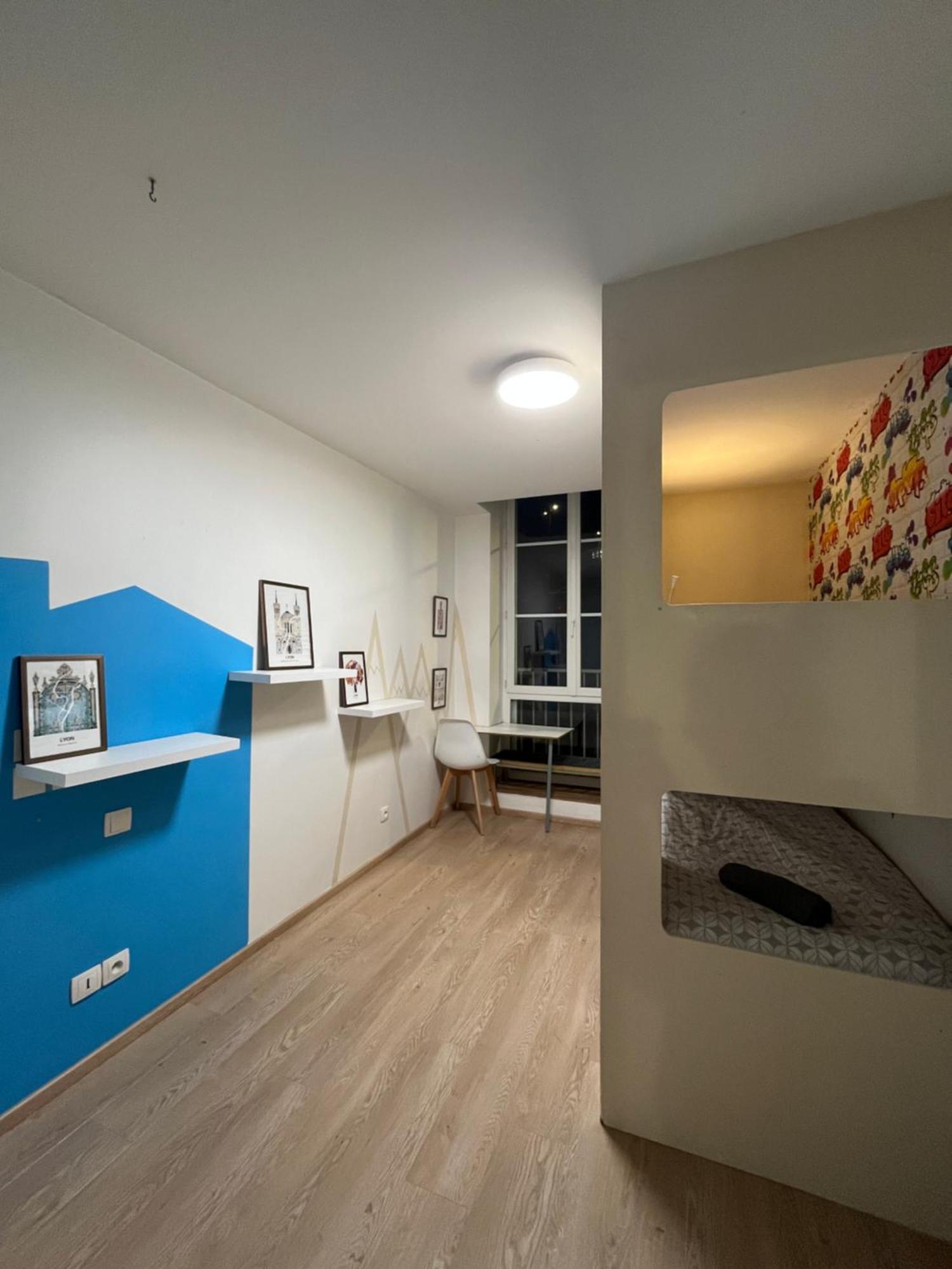 La Roue Libre 3 Chambres - 1Er Etage Au Centre Ville De L'Arbresle Eveux Dış mekan fotoğraf